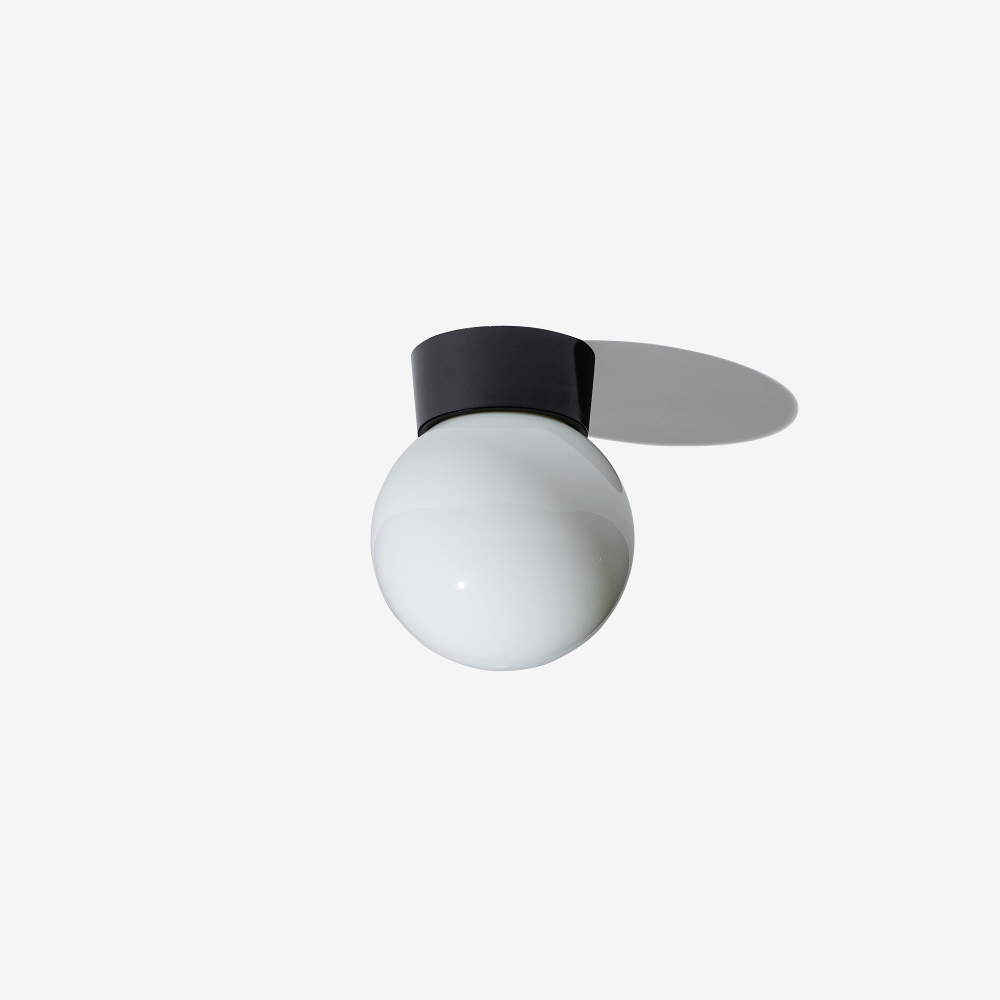 Park Side Market | BAKELITE BRACKET LAMP Black