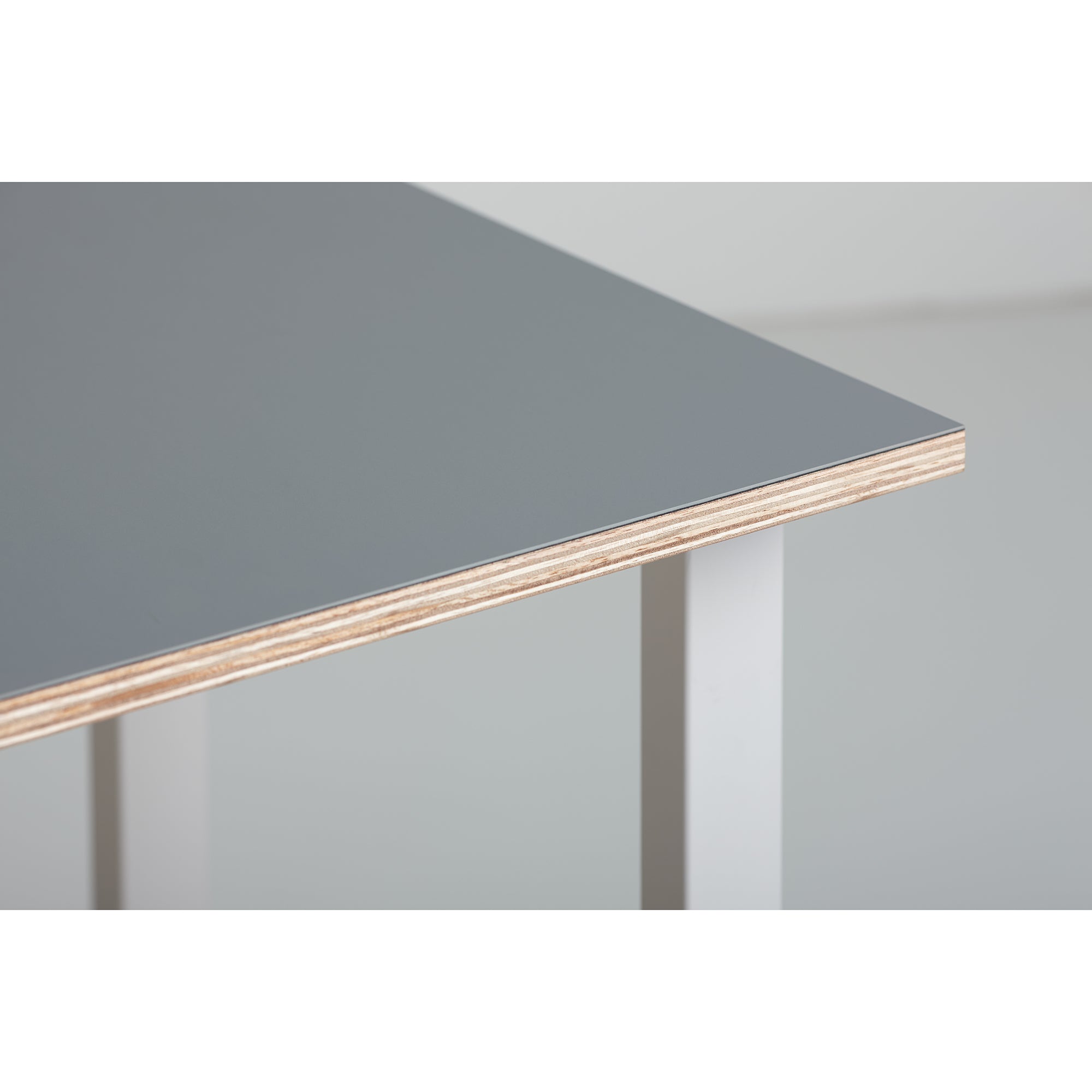 Park Side Market デスク 天板 脚付き 135 x 80cm DESK & TABLE LINOLEUM / SQUARE LEG – Park Side Market
