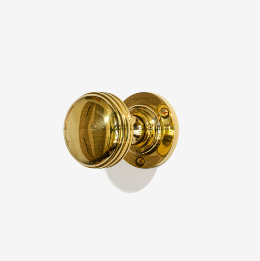 BRASS DOOR KNOB 1