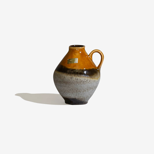 Ochre and White Fat Lava 156 / CARSTENS TONNIESHOF KERAMIK