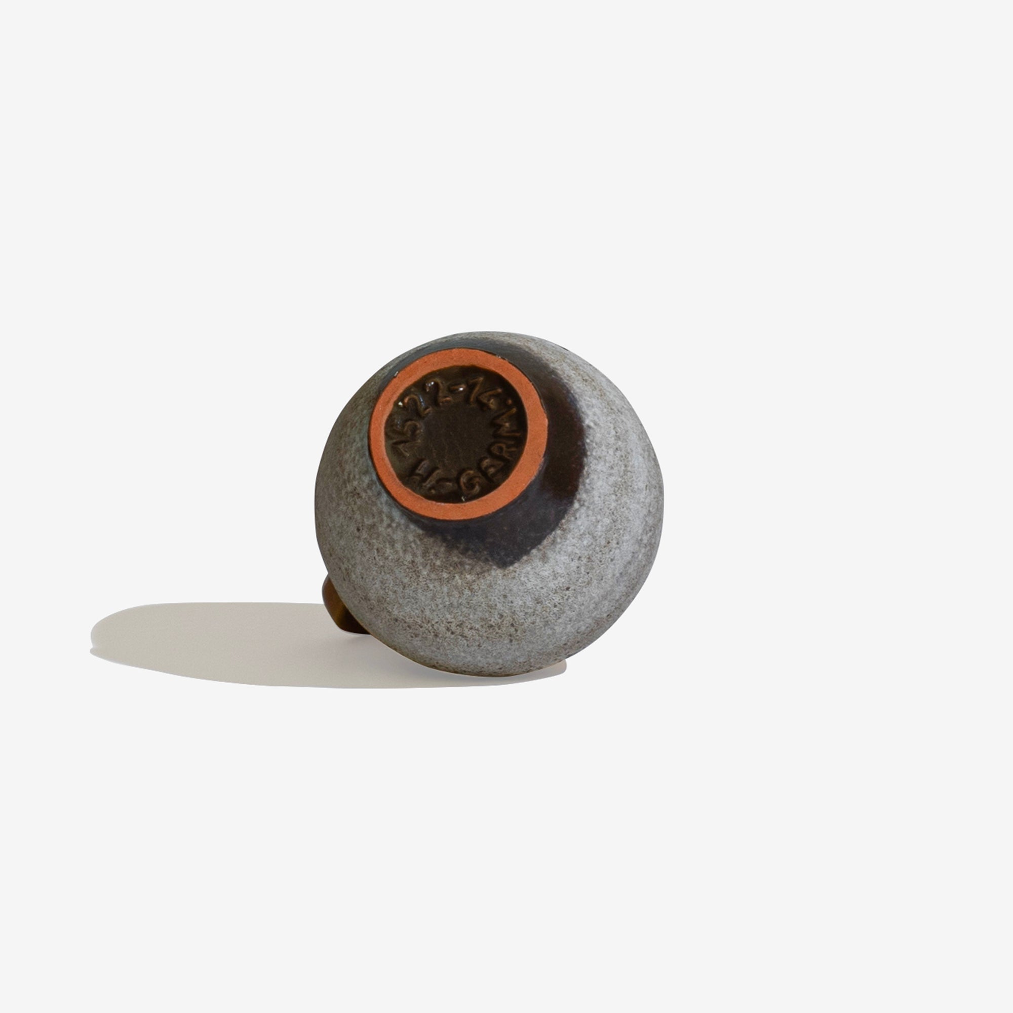 Ochre and White Fat Lava 156 / CARSTENS TONNIESHOF KERAMIK – Park