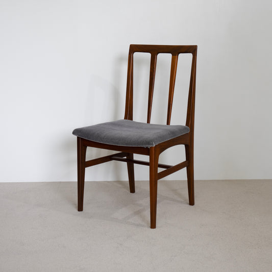 YOUNGER FONSECA CHIAR Gray