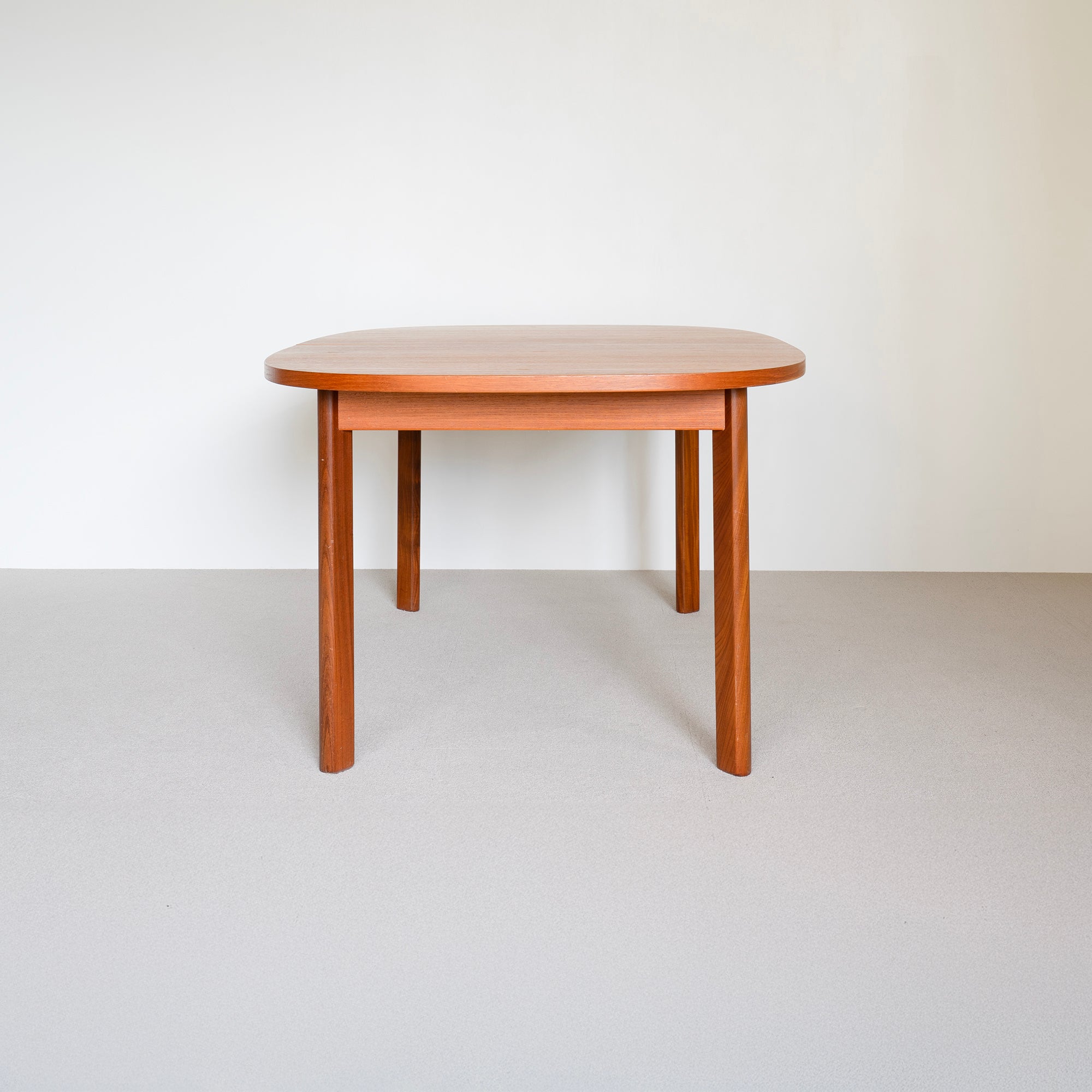 Park Side Market | G-PLAN SIERRA DINING TABLE