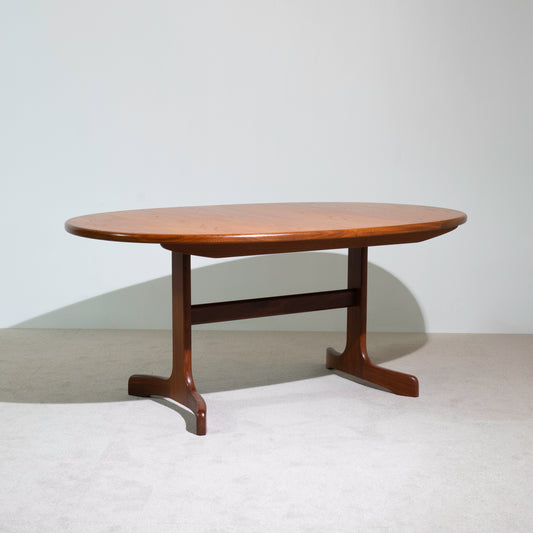 G-PLAN WHALE TAIL DINING TABLE