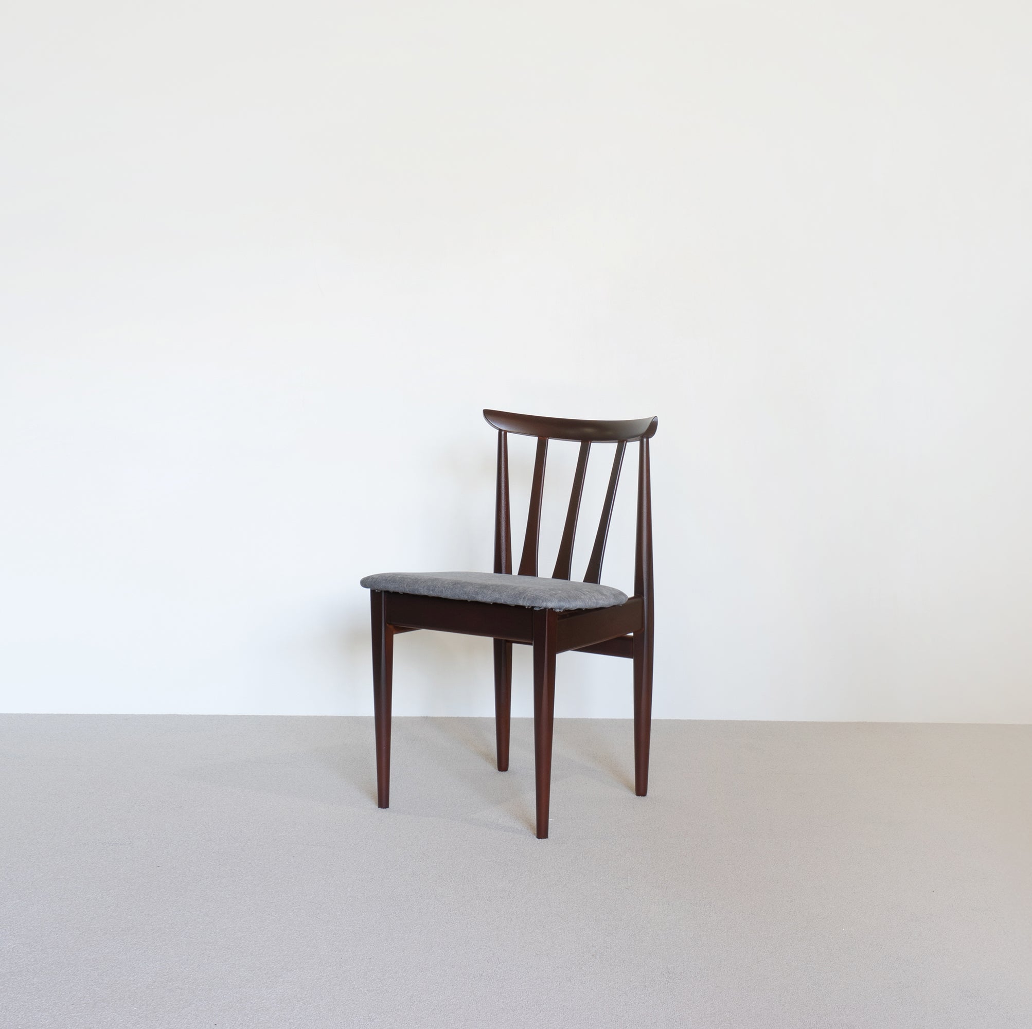 VINTAGE CHAIR – Park Side Market