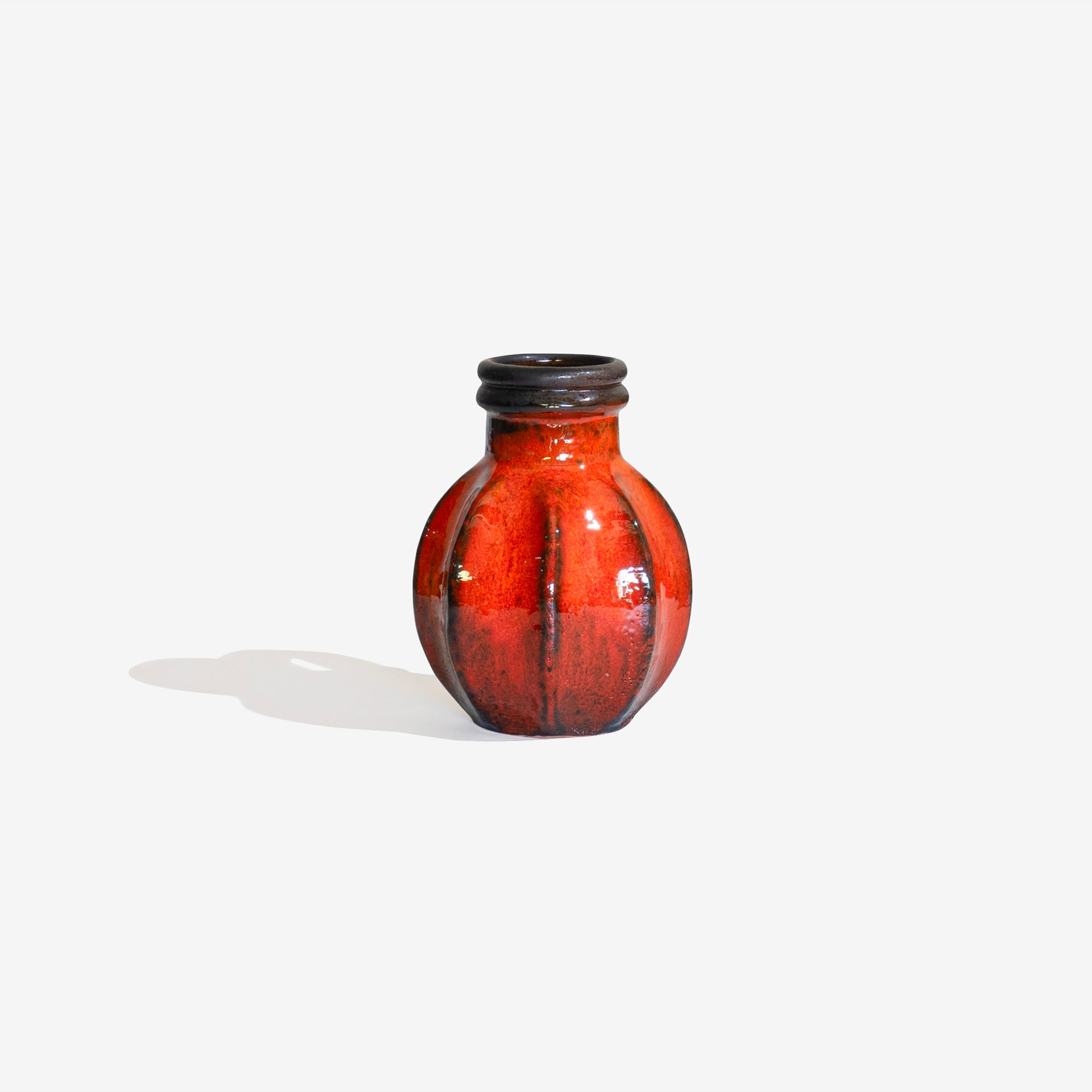 Reddish Orange Fat Lava 246 / CARSTENS TONNIESHOF KERAMIK – Park