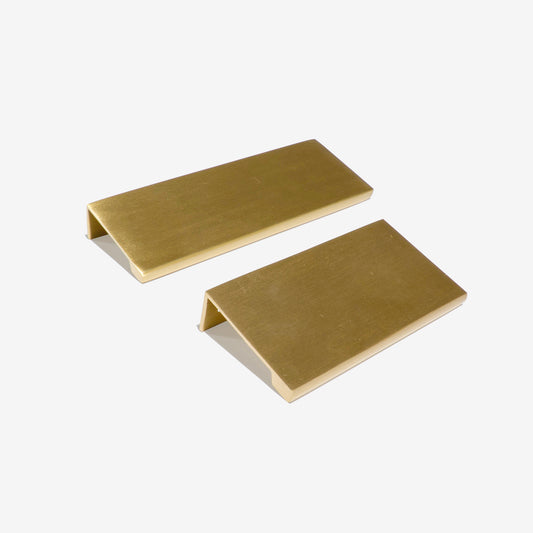 BRASS EDGE PULL CABINET HANDLE