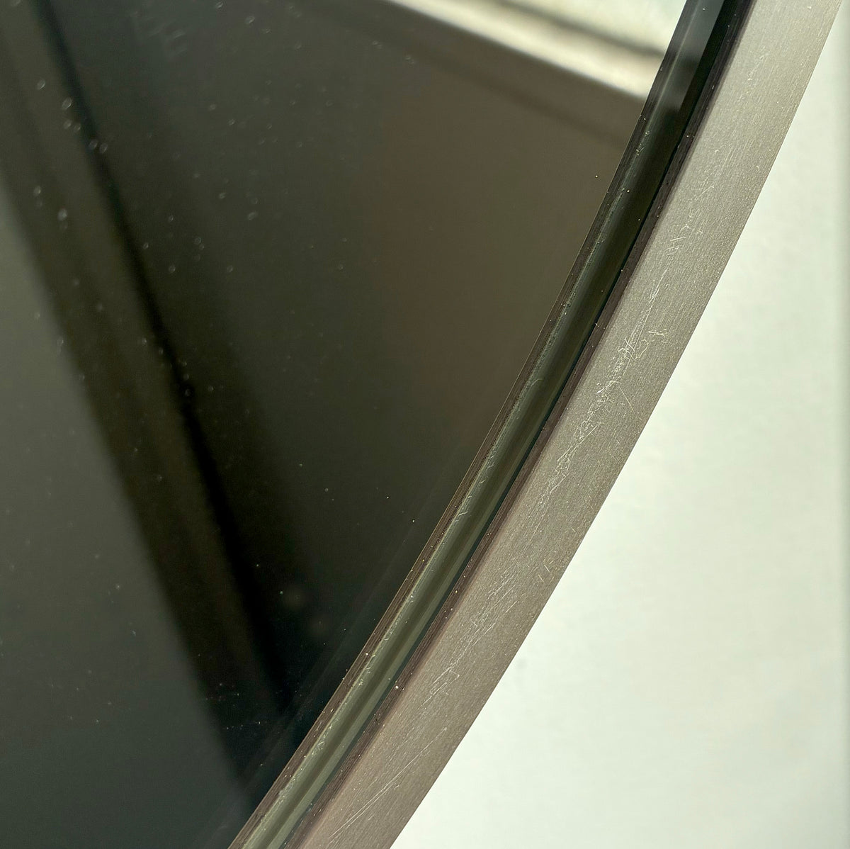 ALUMINIUM FRAME MIRROR Circle